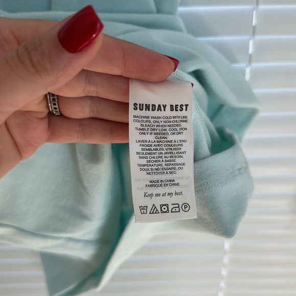 Dress (aritzia) - Picture 5 of 8